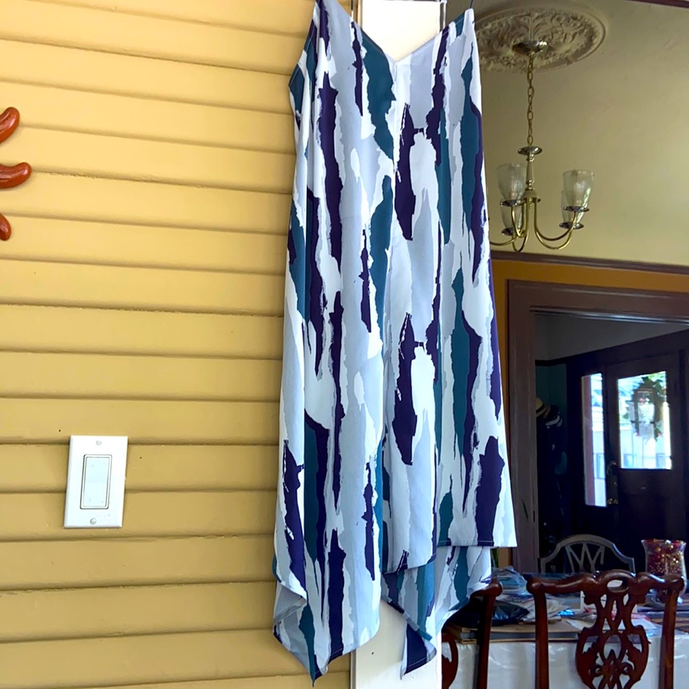 VALETTE BACKLESS SLIP DRESS SIZE M